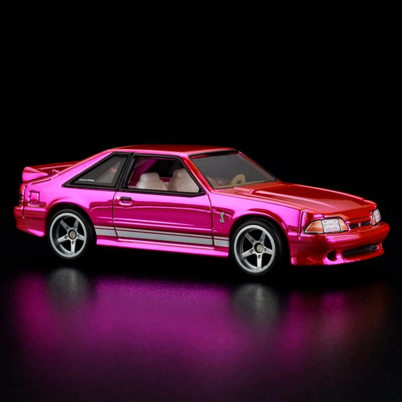 Hot Wheels - RLC Exclusive Pink Edition 1993 Ford Mustang Cobra R HWF29