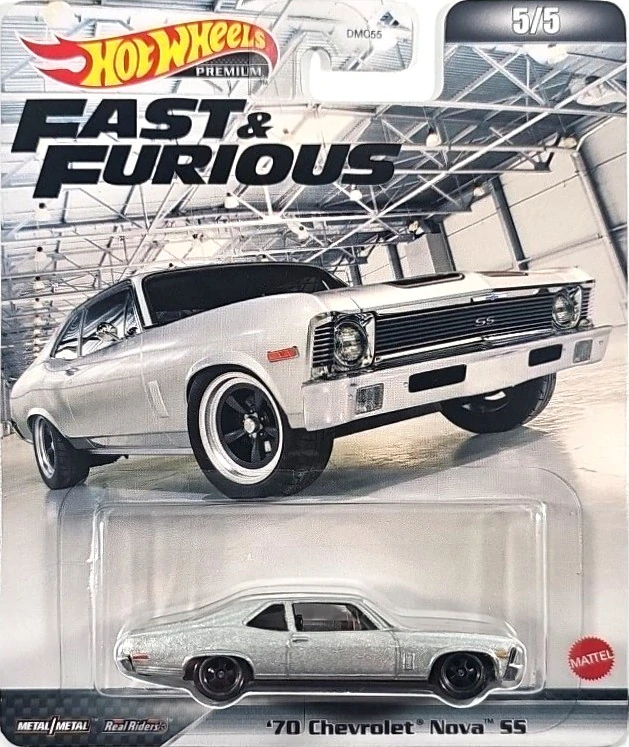 Hot Wheels Premium - 70 Chevrolet Nova SS Silver (D)