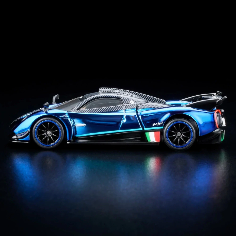 Hot Wheels - RLC Exclusive 2021 Pagani Huayra R - Blue HWF21