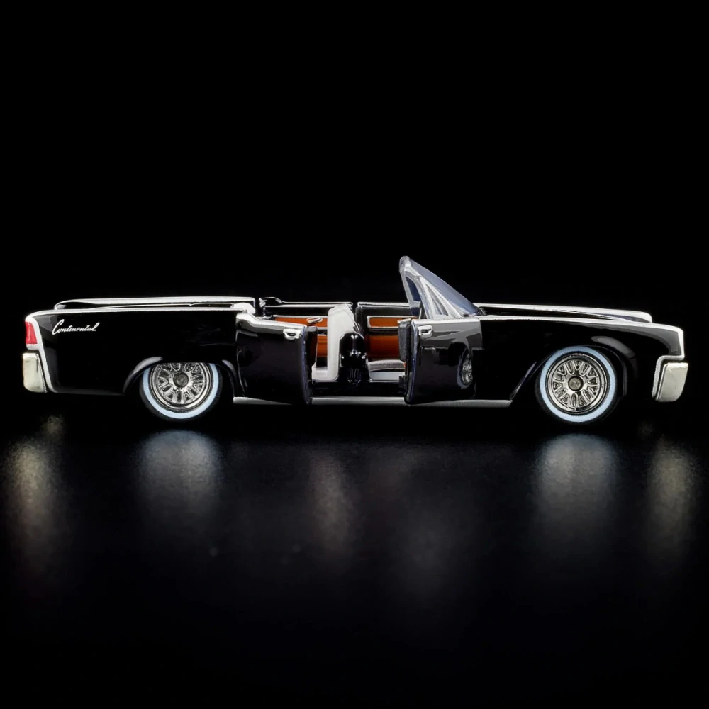 Hot Wheels - RLC Exclusive ’61 Lincoln Continental - Black HMY24