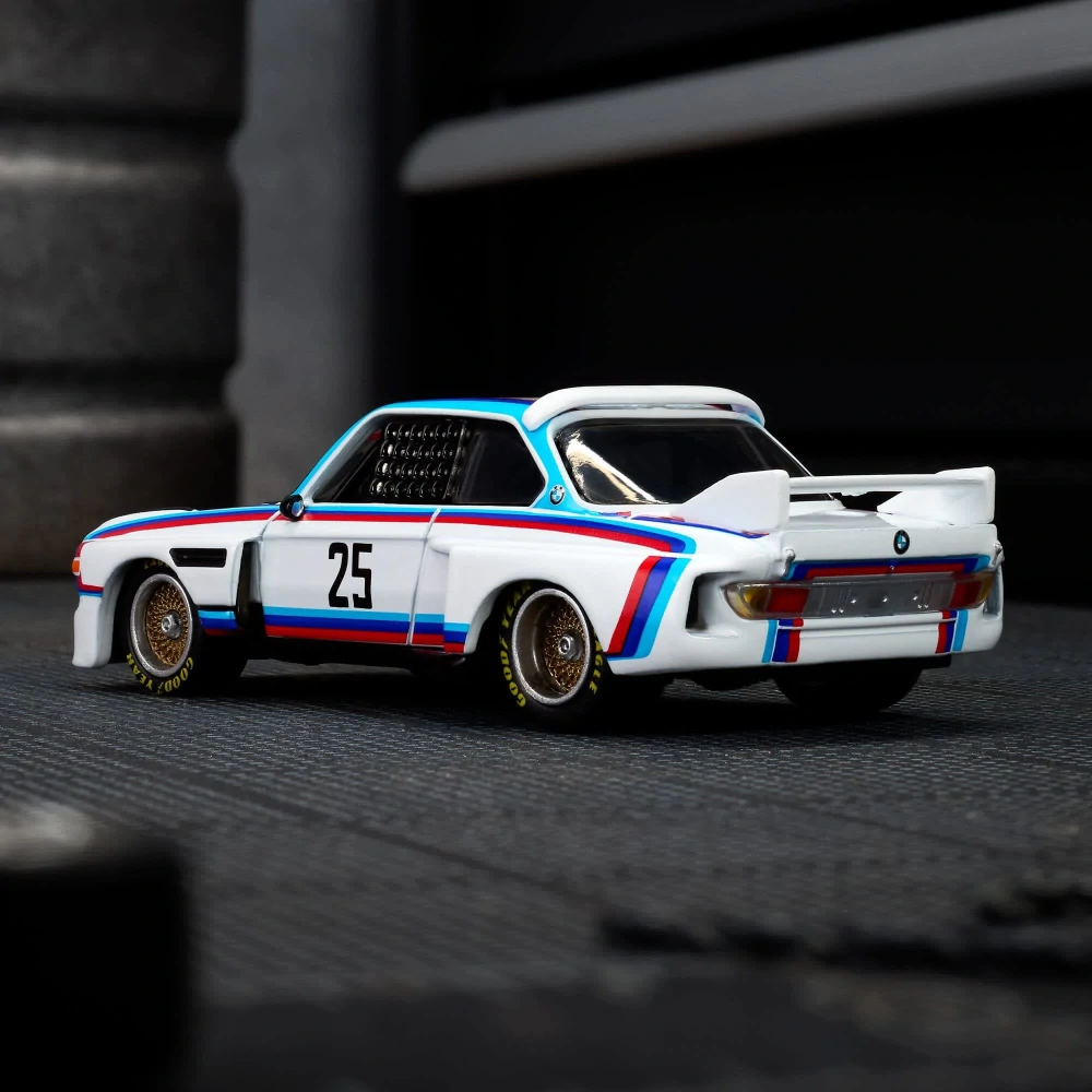 Hot Wheels - Elite 64 1975 BMW 3.0 CSL Race - White JCP42