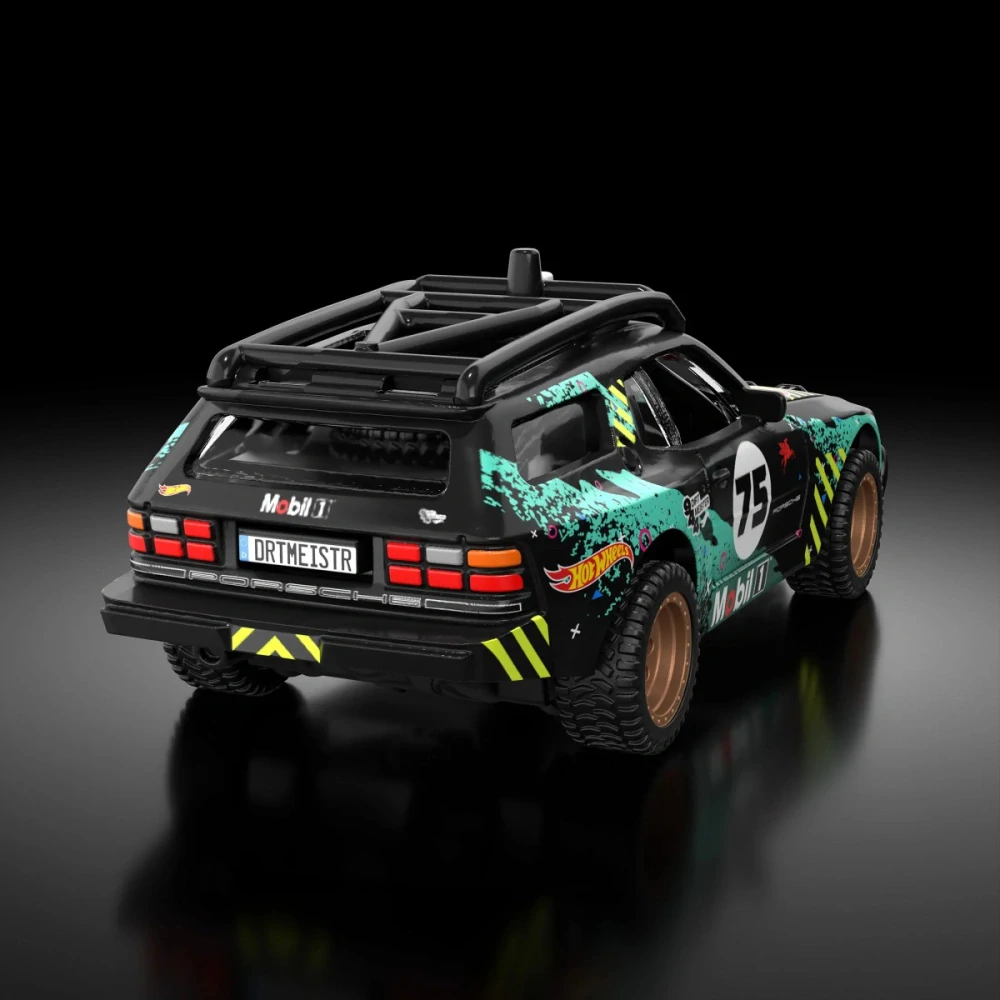 Hot Wheels - Mobil 1 Porsche Dirtmeister 944 - Black HWF10