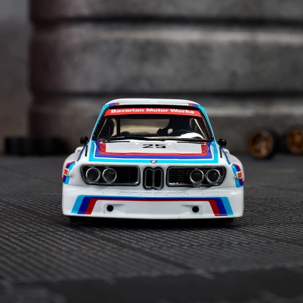 Hot Wheels - Elite 64 1975 BMW 3.0 CSL Race - White JCP42