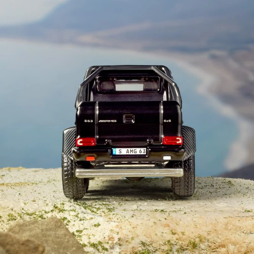 Hot Wheels - Elite 64 Mercedes-Benz G 63 AMG 6x6 - Black JCP45