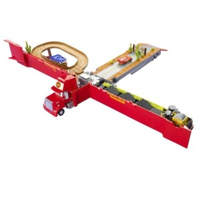 Cars MACK Playset - *** SUPER BOMBA *** Velký mluvící playset