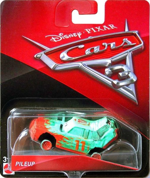 Cars 3 (Auta 3) - Pileup