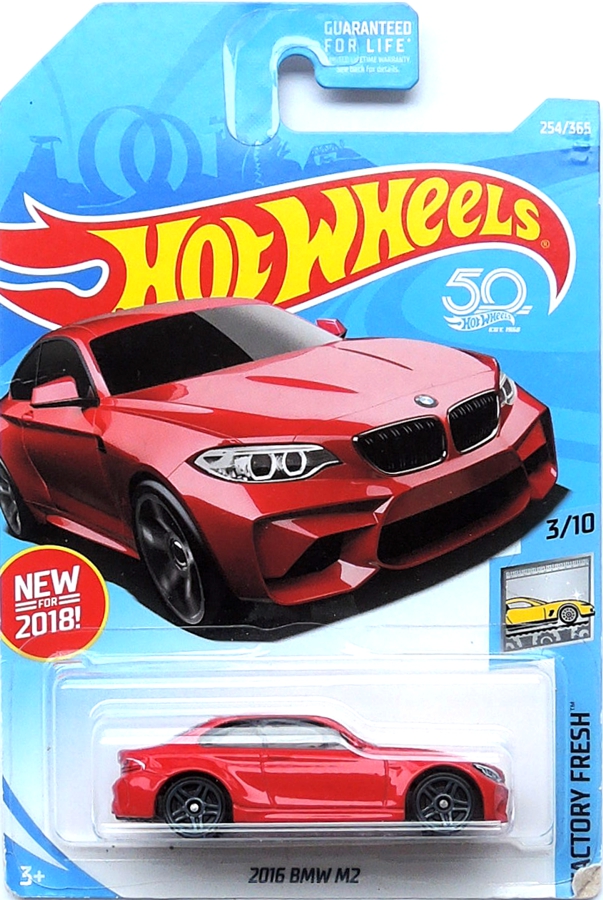 Hot Wheels - 2016 BMW M2 - mírně poškozená karta