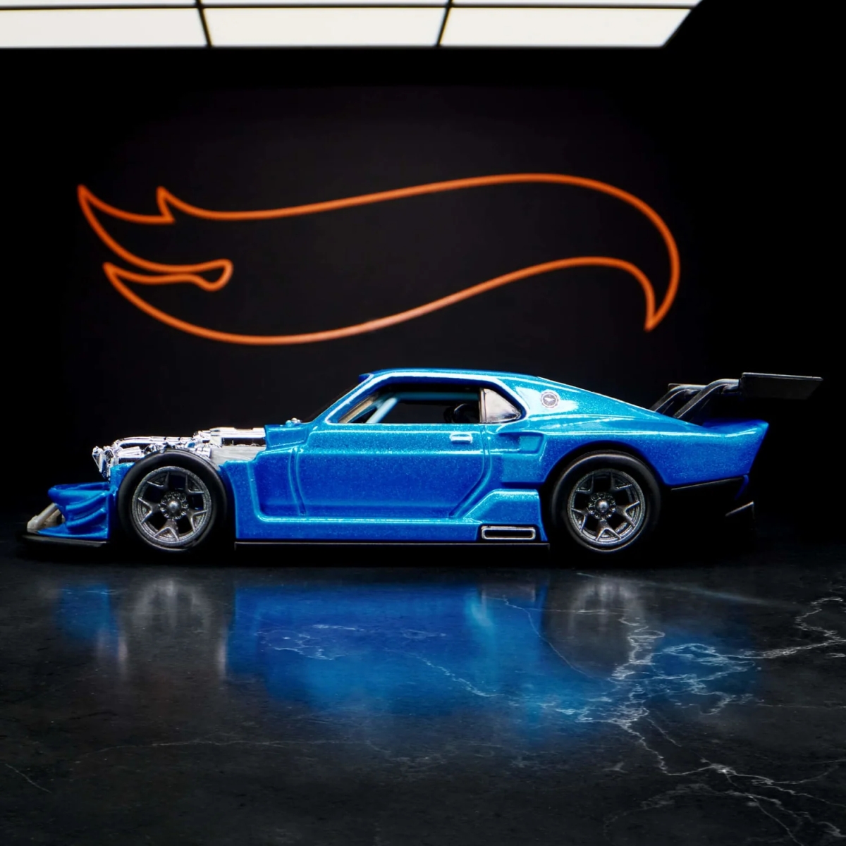 Hot Wheels - HWC Elite 64 Series Modified '69 Ford Mustang - Blue HGW13