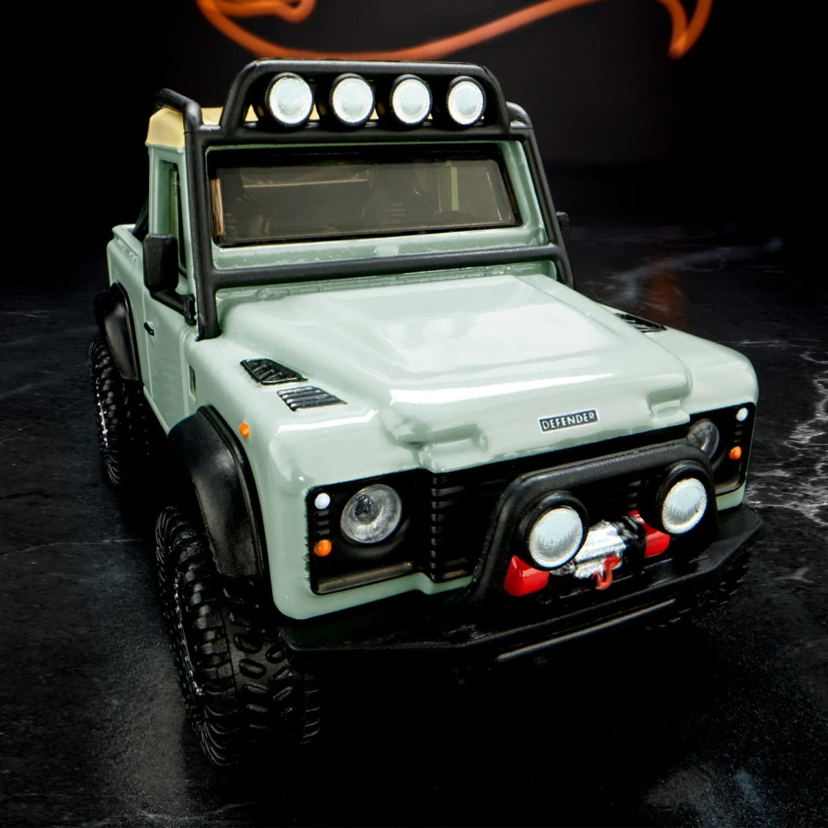 Hot Wheels - HWC Elite 64 Series Land Rover Defender 90 Pickup