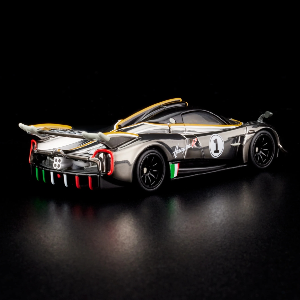 Hot Wheels - RLC ‘21 Pagani Huayra R - Slate HMY25