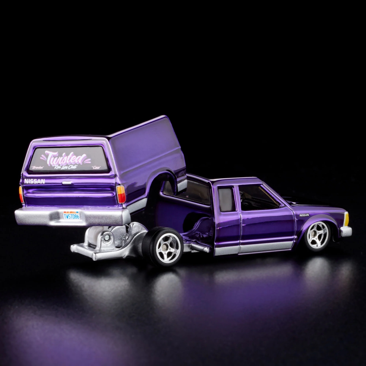 Hot Wheels - RLC 1986 Nissan 720 King Cab - Purple HMY26