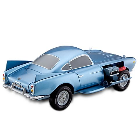 Cars 2 - Transforming Finn McMissile