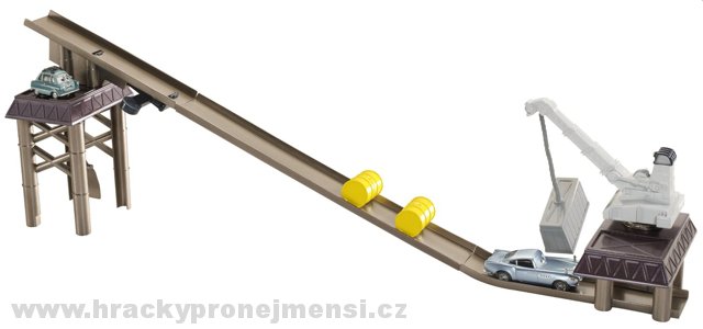 Cars 2 (Auta 2) - Track Set Barrel Blowout