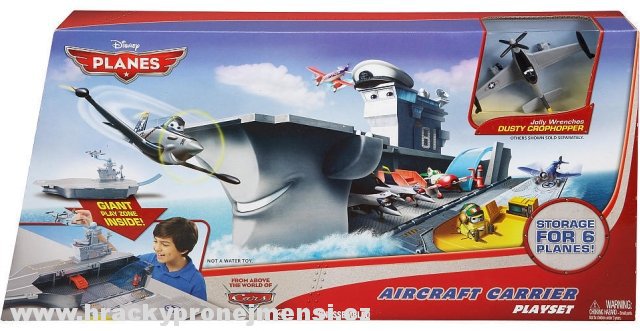 Planes (Letadla) - Aircraft Carrier Playset + Jolly Wrenches Dusty Crophopper - POŠKOZENÝ OBAL