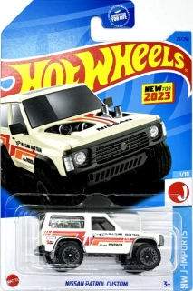 HOT WHEELS - Nissan Patrol Custom White (F4)