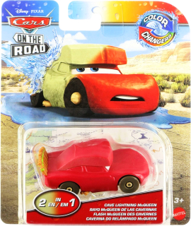 Cars (Auta) - Color Changers Cave Lightning McQueen (Blesk) - červená-béžová